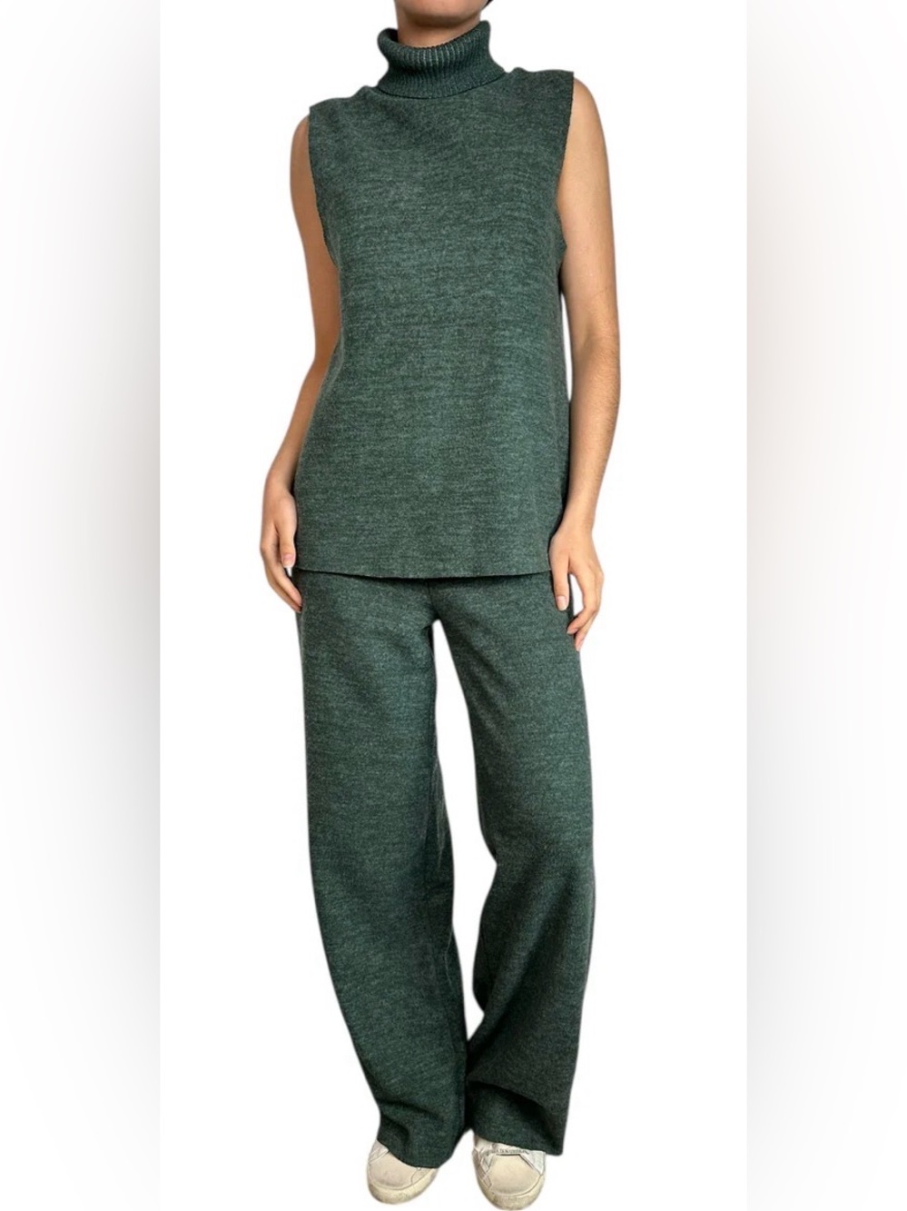 EUC-Zara Green Sleeveless Knit 2pc set with stretch